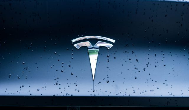 tesla-model-s-modelx-bitiyor